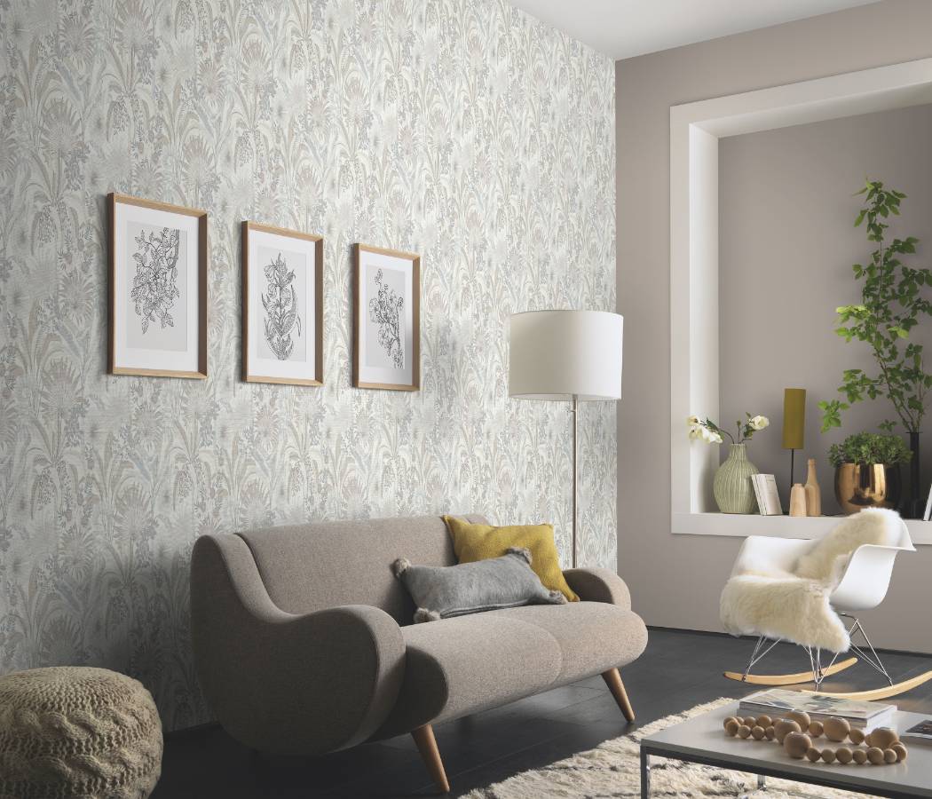 AR102402 room 1