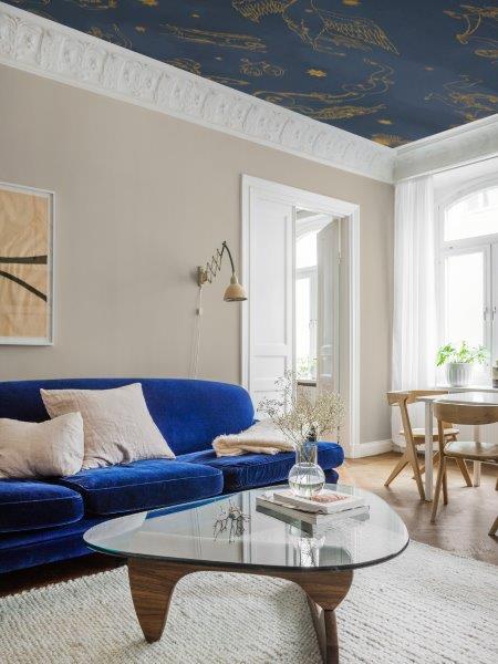 9561W_Constellations_Roomshot